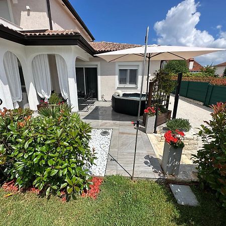Villa Zonta Apartment Maremi With Private Jacuzzi Buje Exteriér fotografie